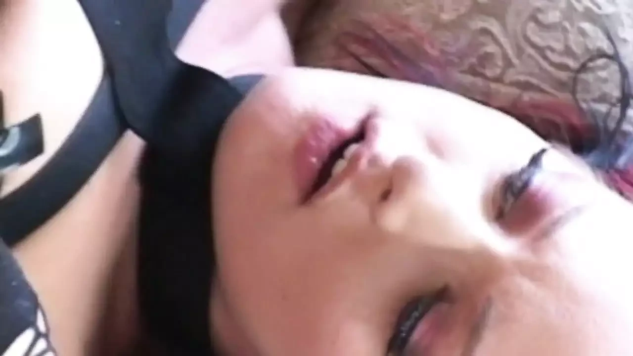 Hot brunette who loves kinky sex gets her wet pussy and ass