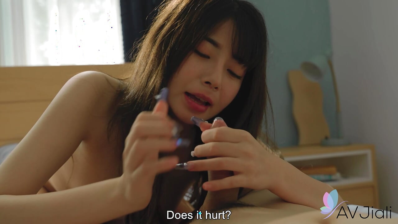 Beautiful Chinese woman Ranako often fucks with her boyfriend.