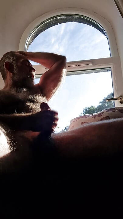 Hairy Muscle Stepdad Jerks off