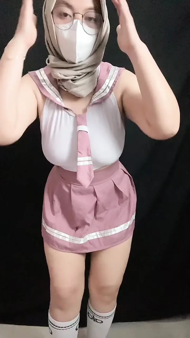 Cute girl full of passion shaking pussy