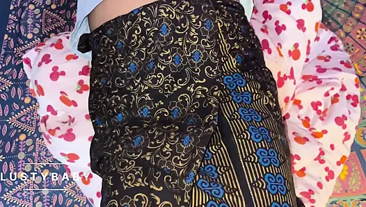 Boyfriend lai room ma bolayera chikeko