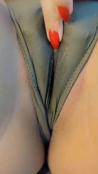 Morate vidjeti trenutak iz "Chun Li cosplay pušenje ahegao i ŠPRICANJE U TAJICAMA NAKON ŠTO JE SVRŠILA S HITACHI VIBRATOROM"