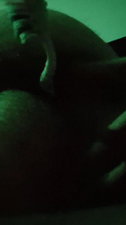 Horny want to b fuck d