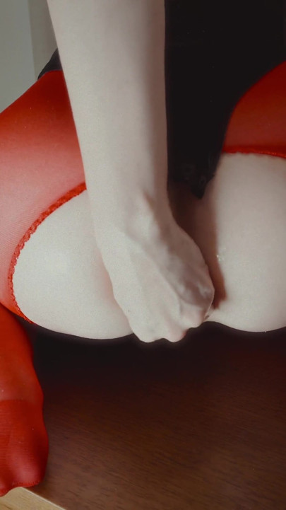 Anal Fisting in Red Pantyhose