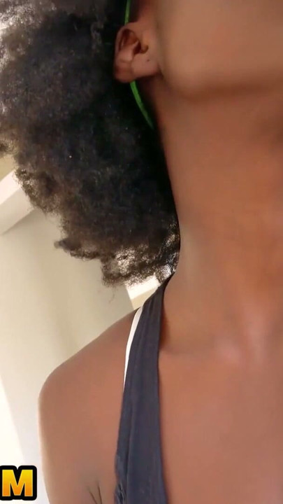 This CUTE EBONY realtor walked in talking about NYC... left stretched & dripping | Clip 2