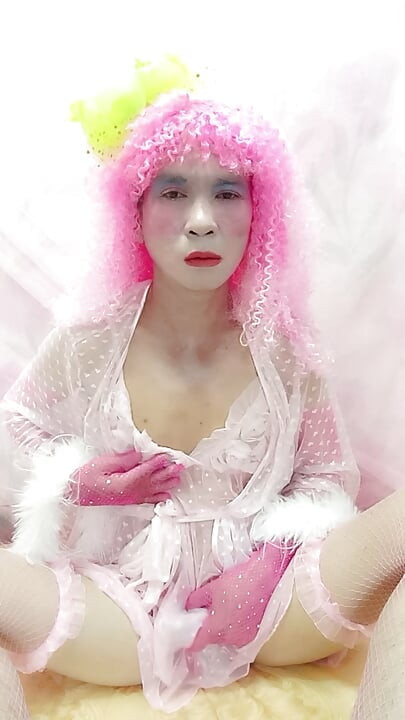 Oanh Le transgender wearing sexy clothes selfie cups tinh