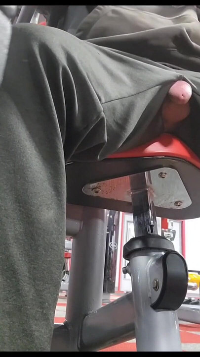 Epic moment from "Hitting the gym"