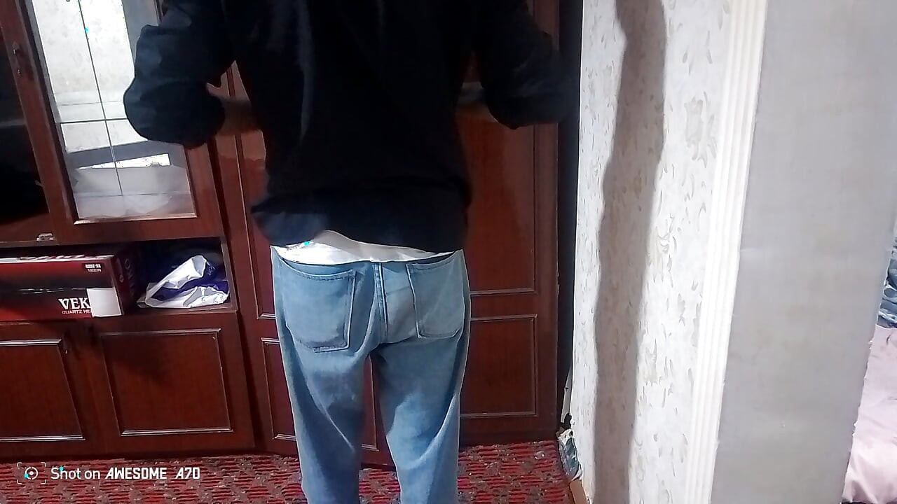 Ray Kris își curăță casa