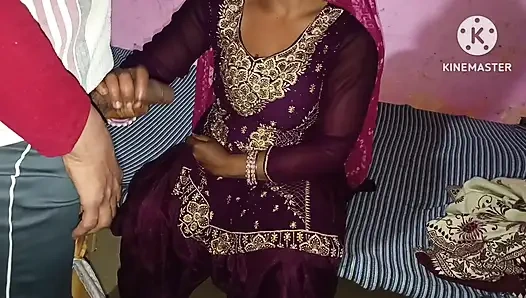 Desi sexy mausi fucked her own stepsister's stepson by becoming a mare and lifting her in the lap and putting the dick in pussy