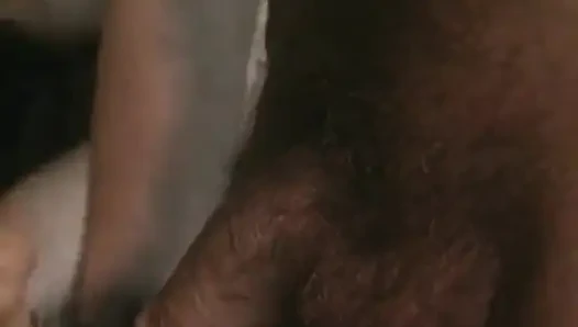 Pelacur sange dientot habis-habisan di pesta seks