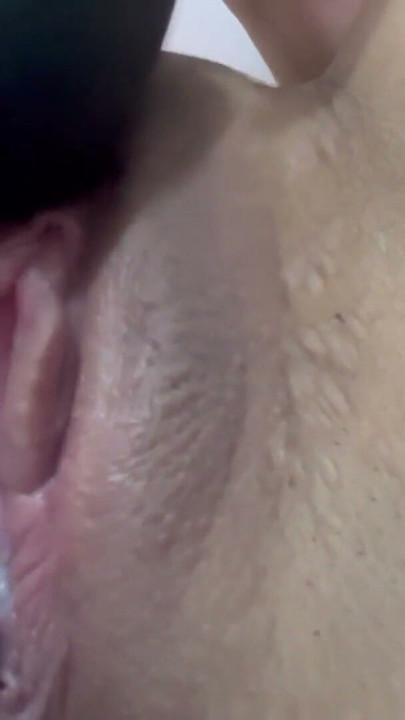 playing with my pussy and making asmr sounds latin smooth pussy | Clip 1