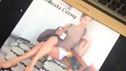 Amanda cerny ayaklar cumtribute