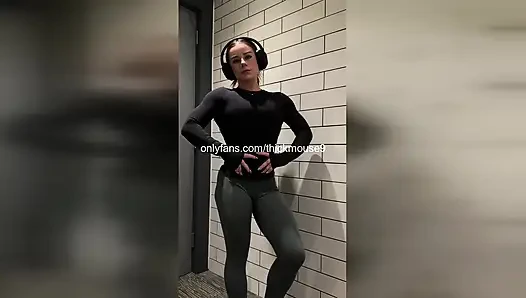 Instagram Live Accident: 18yo Virgin Gangbang – Holes Destroyed & Creampied!