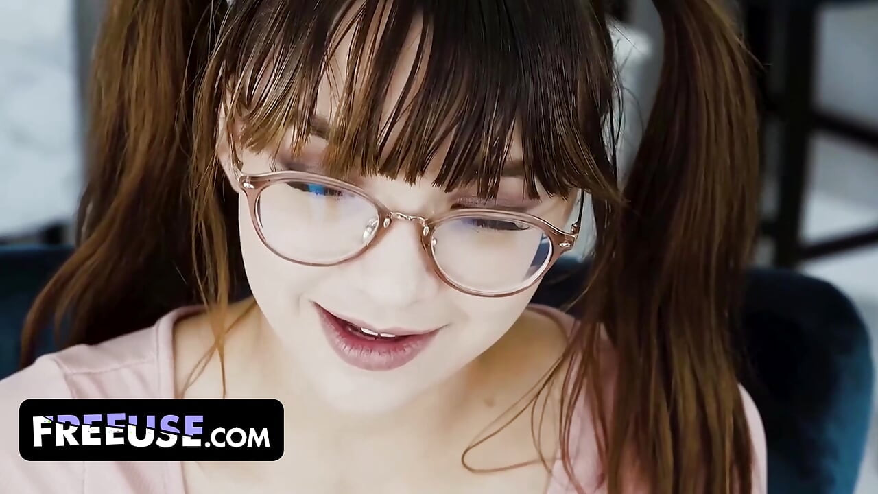 Hookup: tiga penagih seks memutuskan untuk mengongkek pakar terapi dan bukannya memecahkan ketagihan mereka