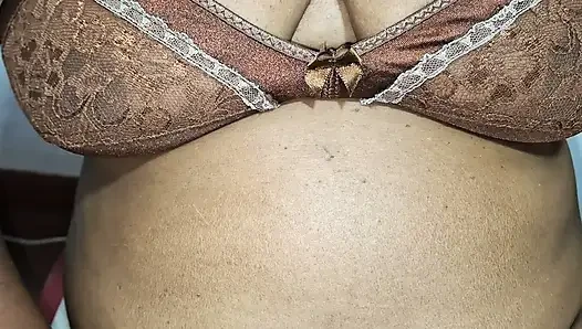 Orta yaşlı seksi kadın en viral ev yapımı video