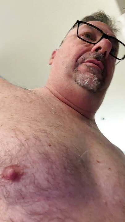 Luvbennude Has Some Fun in a Public Bathroom