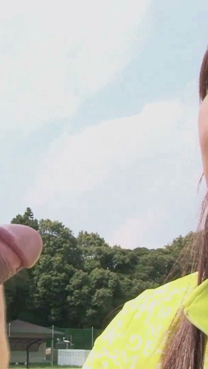 Notgeile Asiatin 22 Jahre bekommt den Golflehrer tief zu spueren | Clip 1