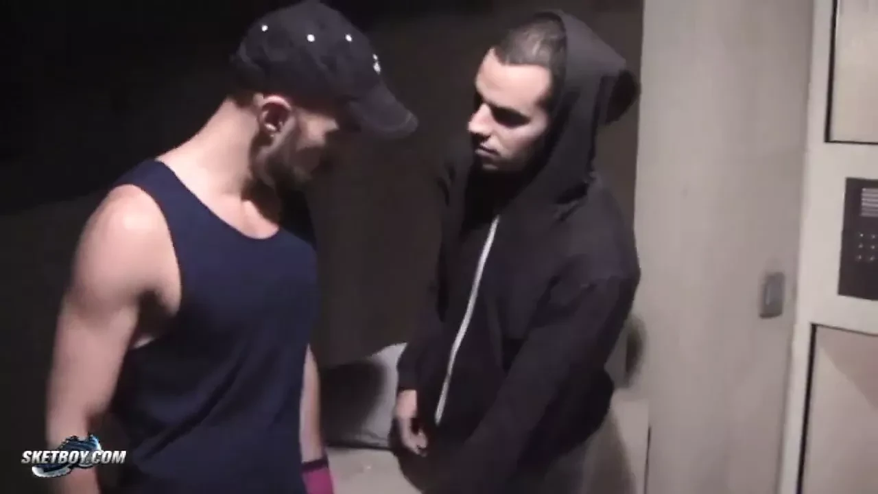 Sketboy.com – French sneaker fucked by footing guy