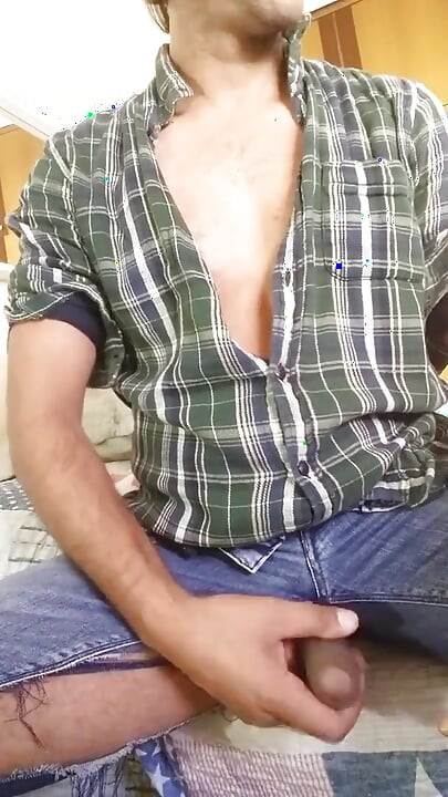 ทําลายเสื้อผ้าทั้งหมดของกูเงี่ยนมาก