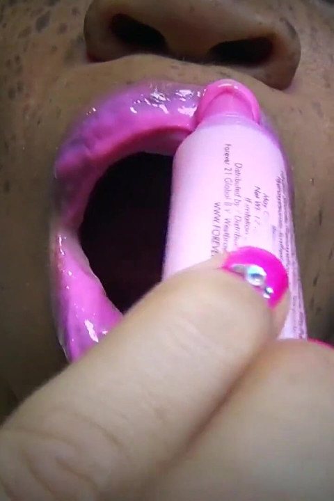 Roze Ooey Gooey Lippen- 1080p HD