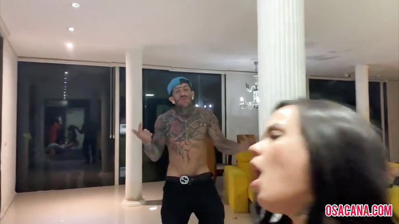 מראה לה את הכישרון של