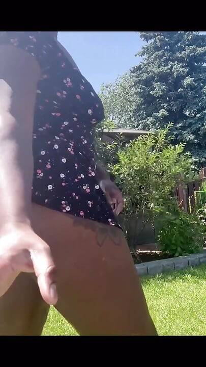 Negresă Twerk și Pișat