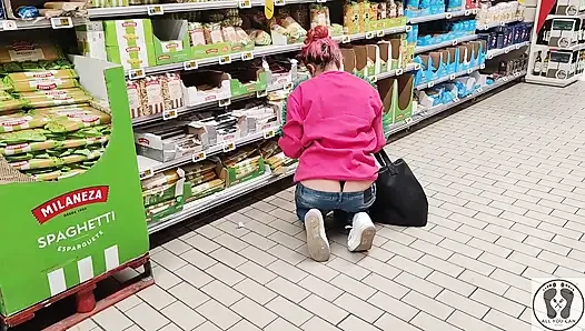 Crazy Rebeca Addams in Jeans Buttcrack at the Supermarket