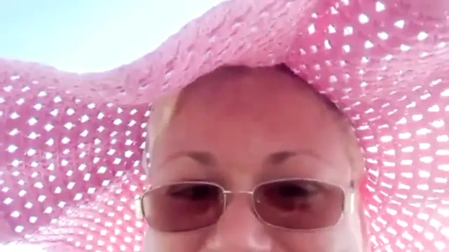 Webcam play, get naked and pee on the beach