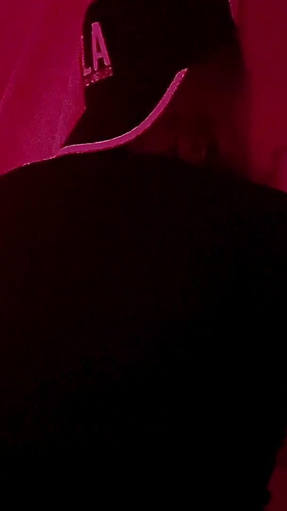 Glory Hole egy diszkó WC-ben, egy idegent | 1. klip