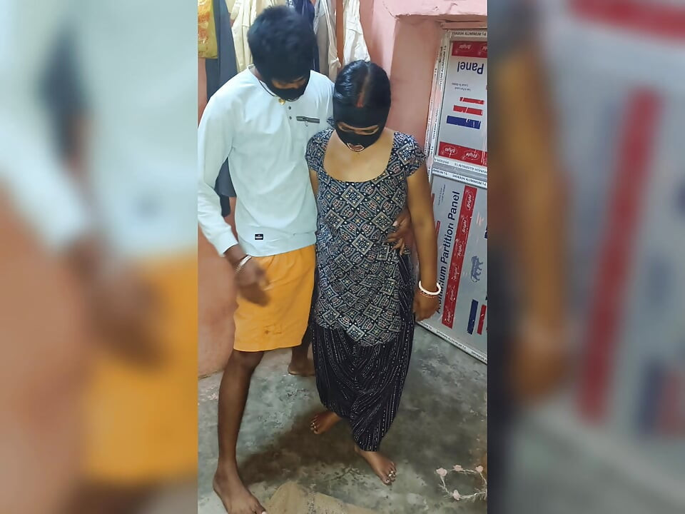 インドの女の子、セクシーでぽっちゃりしたパー1