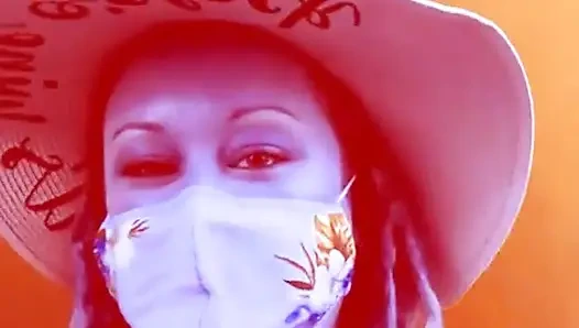 Kadın kılıklı sürtük tüm versiyonlarını eğitiyor plaj videosu