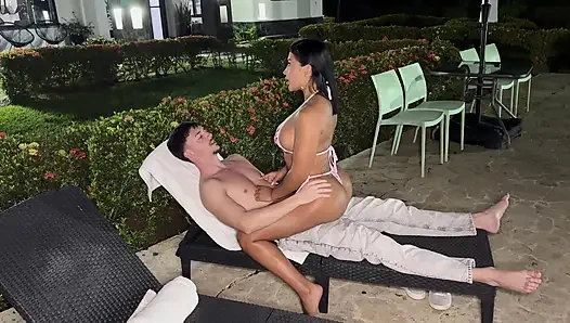 Ich Erwischte Meine Wunderschöne Freundin Mariana Matrix Mit Meiner Besten Freundin Und Wir Fickten Sie Beide Gleichzeitig