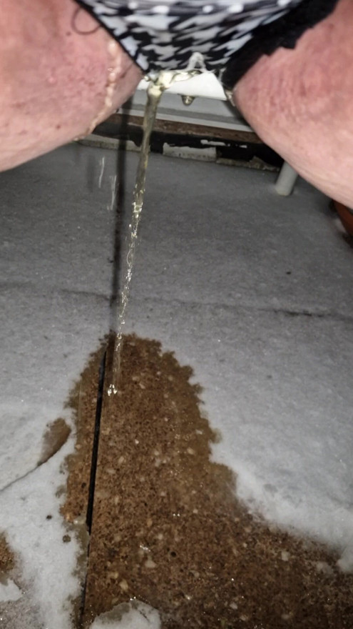 Warm pee on cold snow