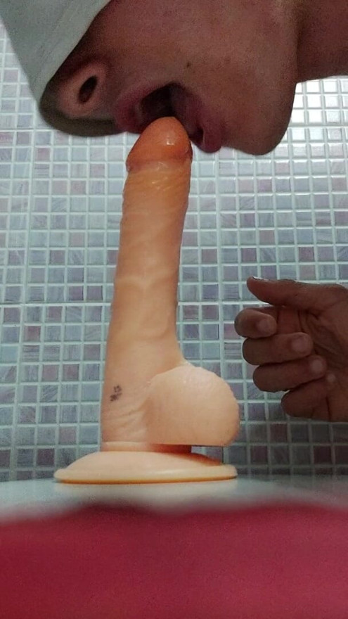 20 cm dildo deepthroat