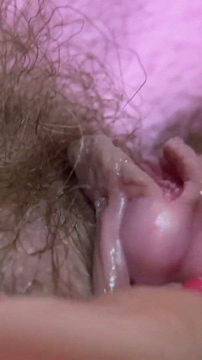 HUGE ORGASM HAIRY PUSSY BIG CLIT AMATEUR | Clip 1