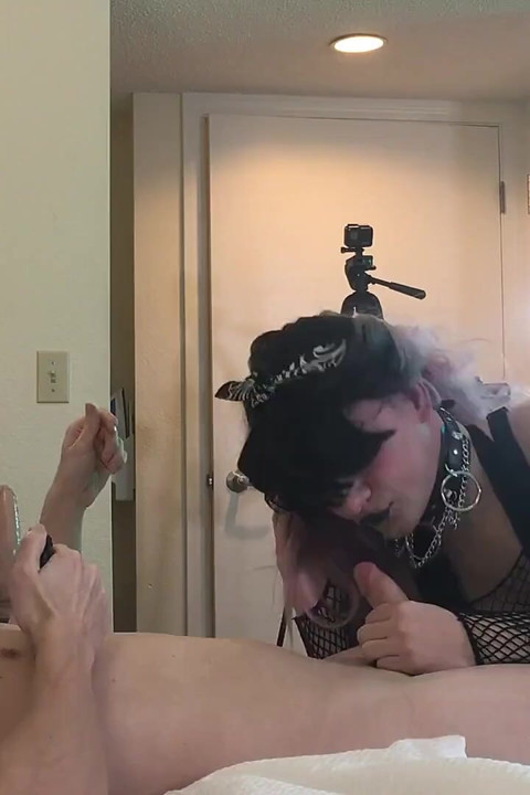Gotik travesti jade madison yarak emiyor - derleme 2