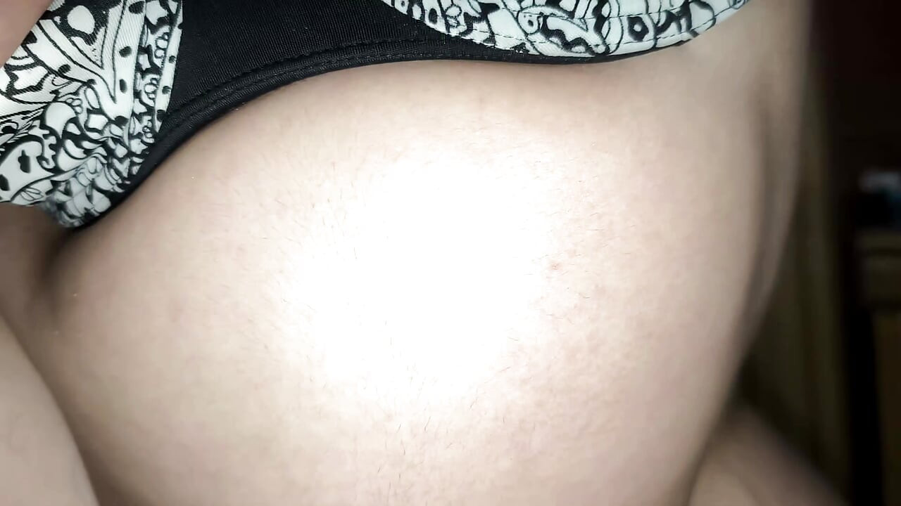 Arapska žena deepthroat seks tunižanski veliki kurac sa iračkom devojkom