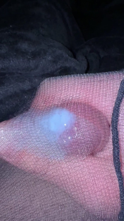 While stepmom takes a bath, BenUse jerks off and cums in her pantyhose | Clip 2