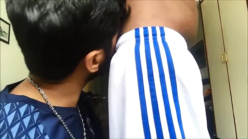 Grote 10-ponder creampie bij gay vinden