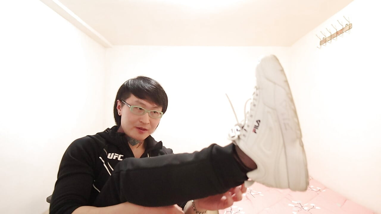 Wanking Off Showing My Crusty Foot Grimed Smelly RHT Stockings