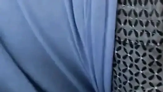 Üvey kız kardeşimin en iyi arkadaşı yarak istiyor