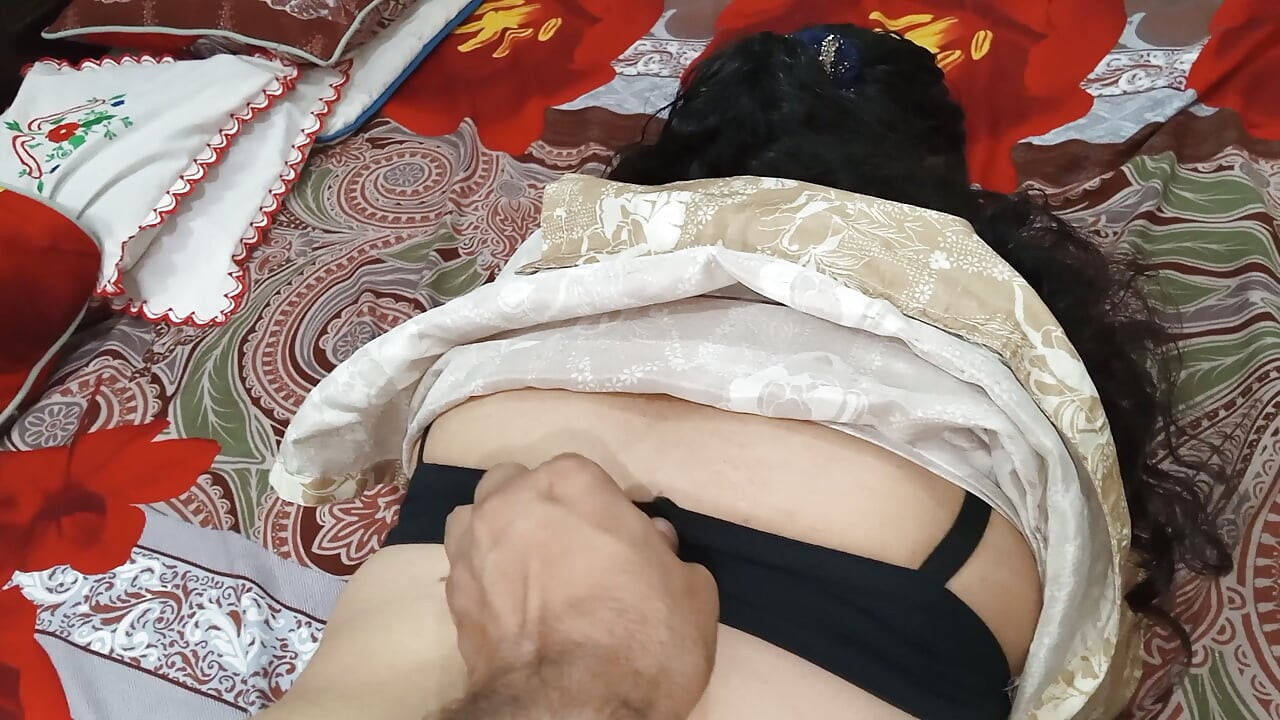 Desi svärfar och svärdotter sovrum romantik jävla första gången med smutsigt samtal