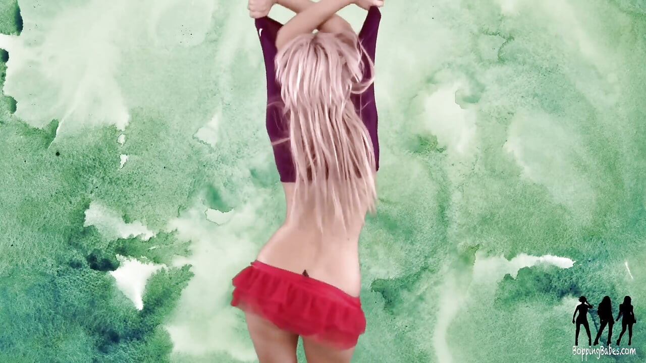 Faye X - clubbingendes mädchen