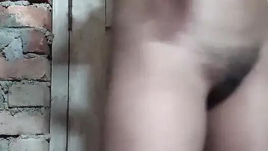 Пробуя на вкус мою киску дези