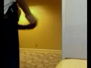 becum horny in hotel