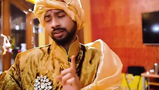 Raja ne naukrani ko sona dekar khusi khusi chod diya