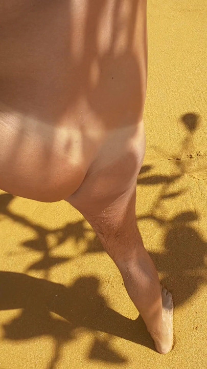 Ladysilva walking naked on the beach with her tanned ass with sexy mark