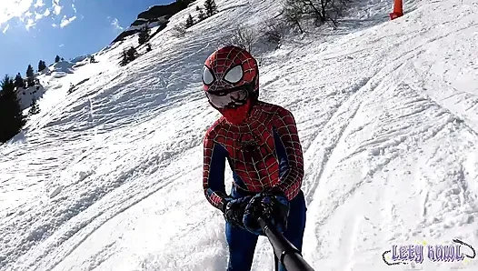 Lety Howlu'nun Maceraları! Bölüm 14: Kayak gezisi