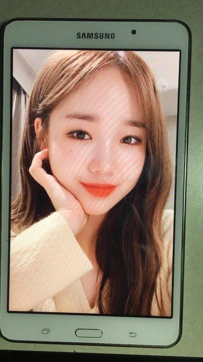 Weki meki yoojung počast spermi