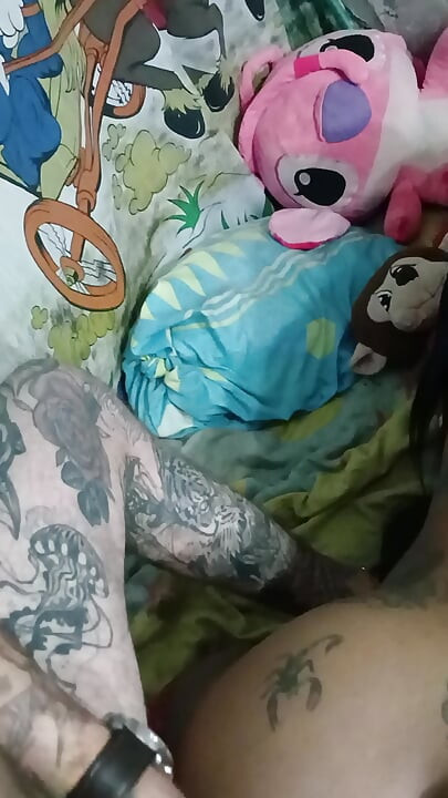 Venezuelan Trans, Big Ass with a Good Body Lets Her Cock Get Twisted, Deep Throat
